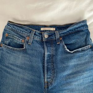 RIBCAGE STRAIGHT LEG LEVIS